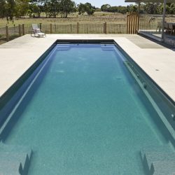 Contemporary pool shape for families