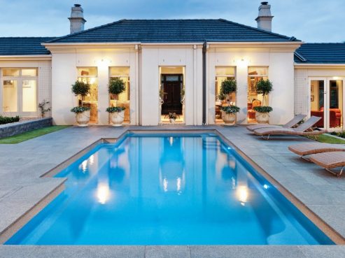 Mark Pollard Pools Vogue family pool with pool lights