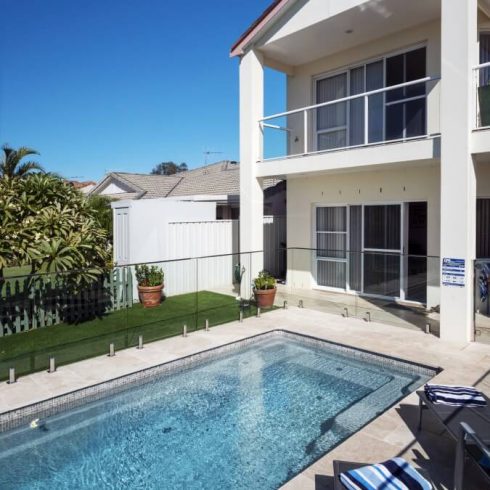 X-Trainer 5 8 fibreglass self cleaning pool Quartz colour Port Macquarie 3