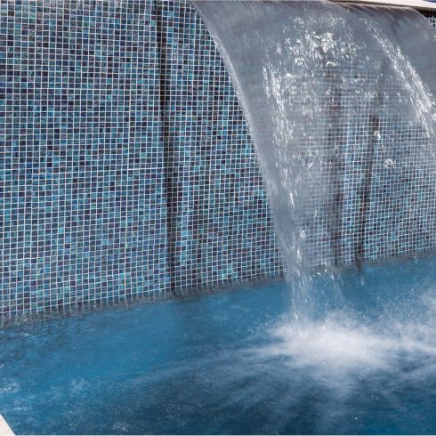 Mark Pollard Pools X Trainer 5.8 fibreglass pool Vercoe with water wall feature 1